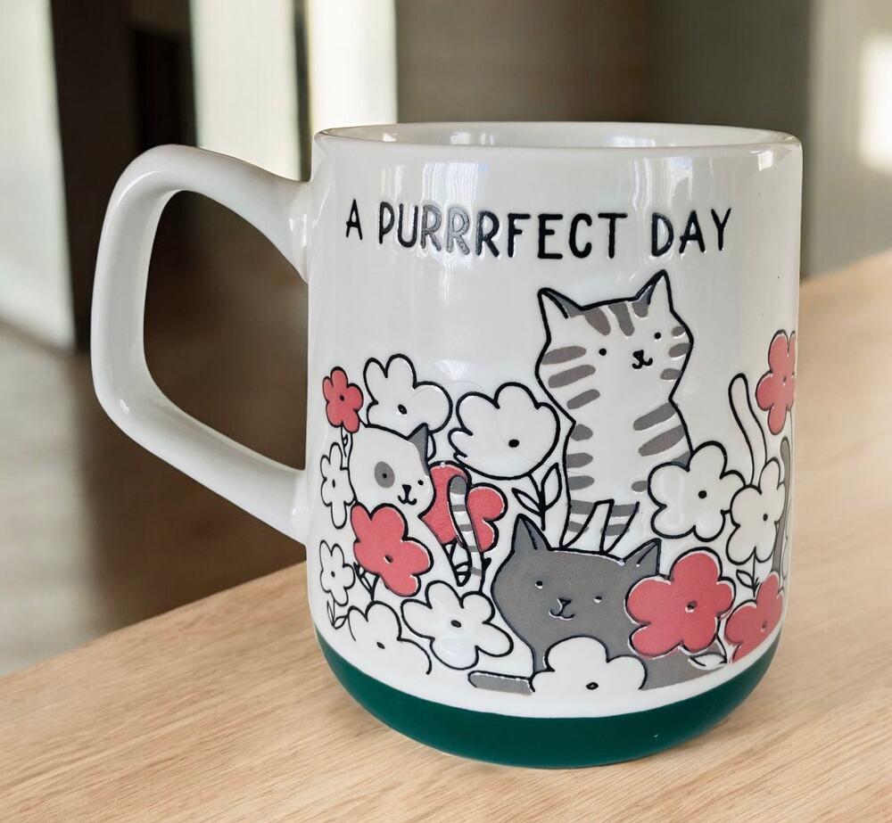 NEW Floral Purrfect Day Grey Tabby Cat Cats Pink Flowers 18oz Coffee Tea Mug